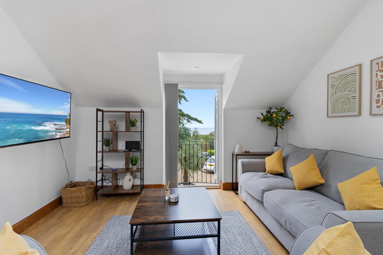 Stunning Sea View Whole Home In Torbay Close To Beach Torquay Esterno foto