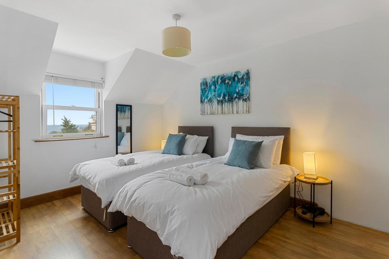 Stunning Sea View Whole Home In Torbay Close To Beach Torquay Esterno foto