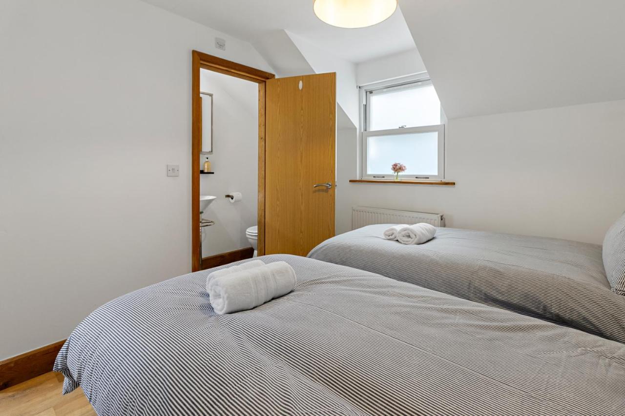 Stunning Sea View Whole Home In Torbay Close To Beach Torquay Esterno foto